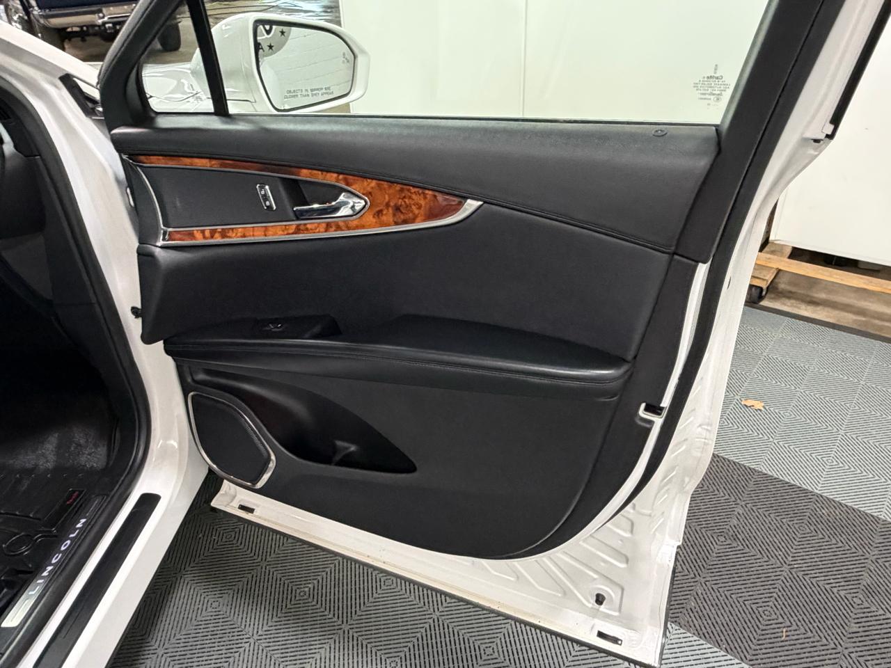 Lincoln MKX Reserve AWD 2017