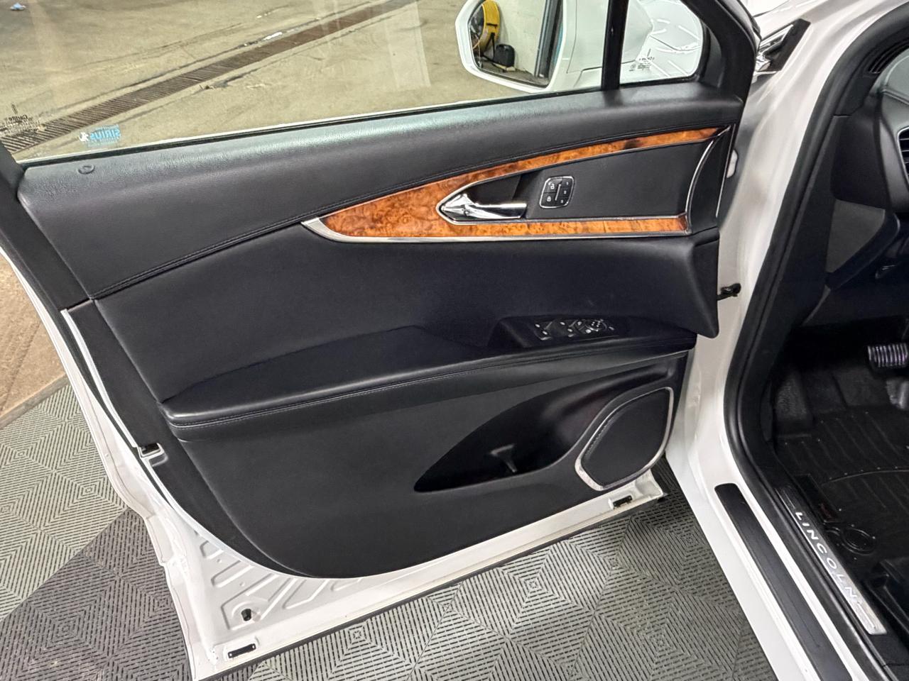 Lincoln MKX Reserve AWD 2017