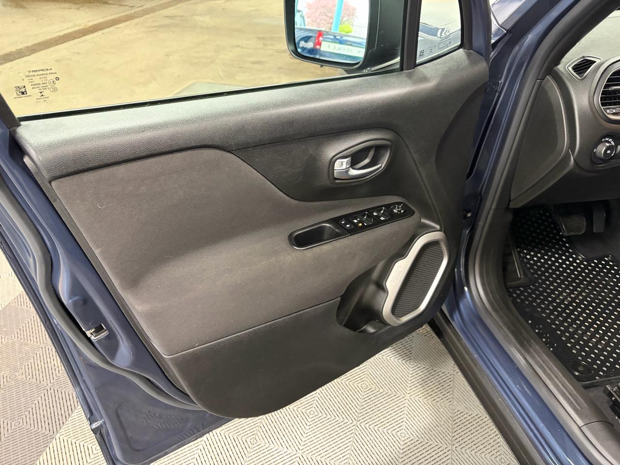 Jeep Renegade Latitude 4WD 2021