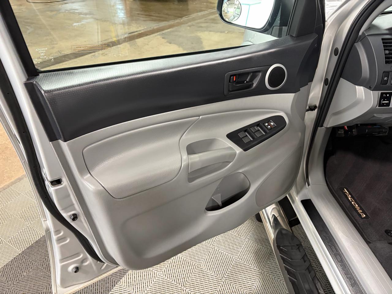 Toyota Tacoma Double Cab Long Bed V6 Auto 4WD 2013