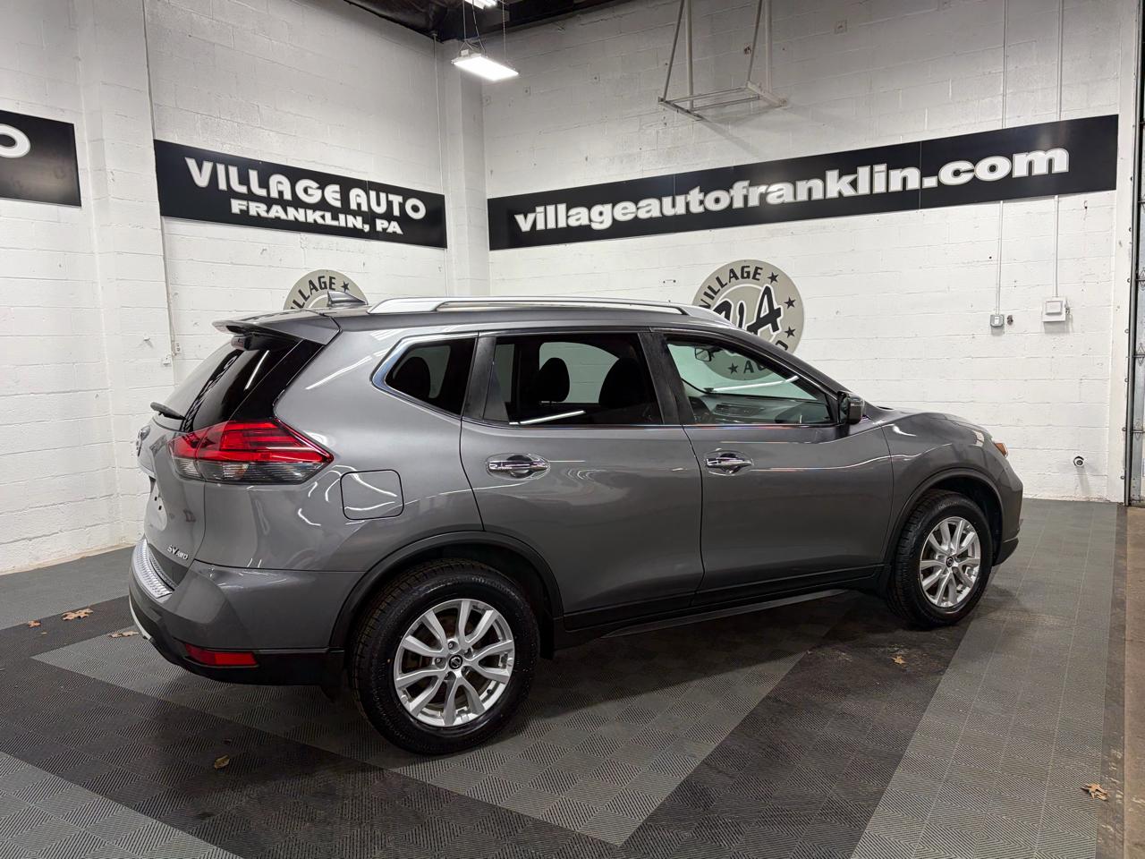 Nissan Rogue AWD SV 2017