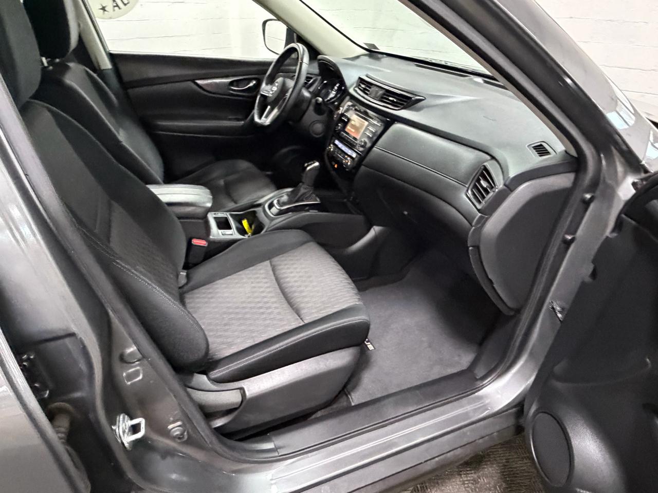 Nissan Rogue AWD SV 2017