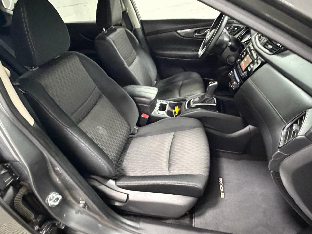 Nissan Rogue AWD SV 2017