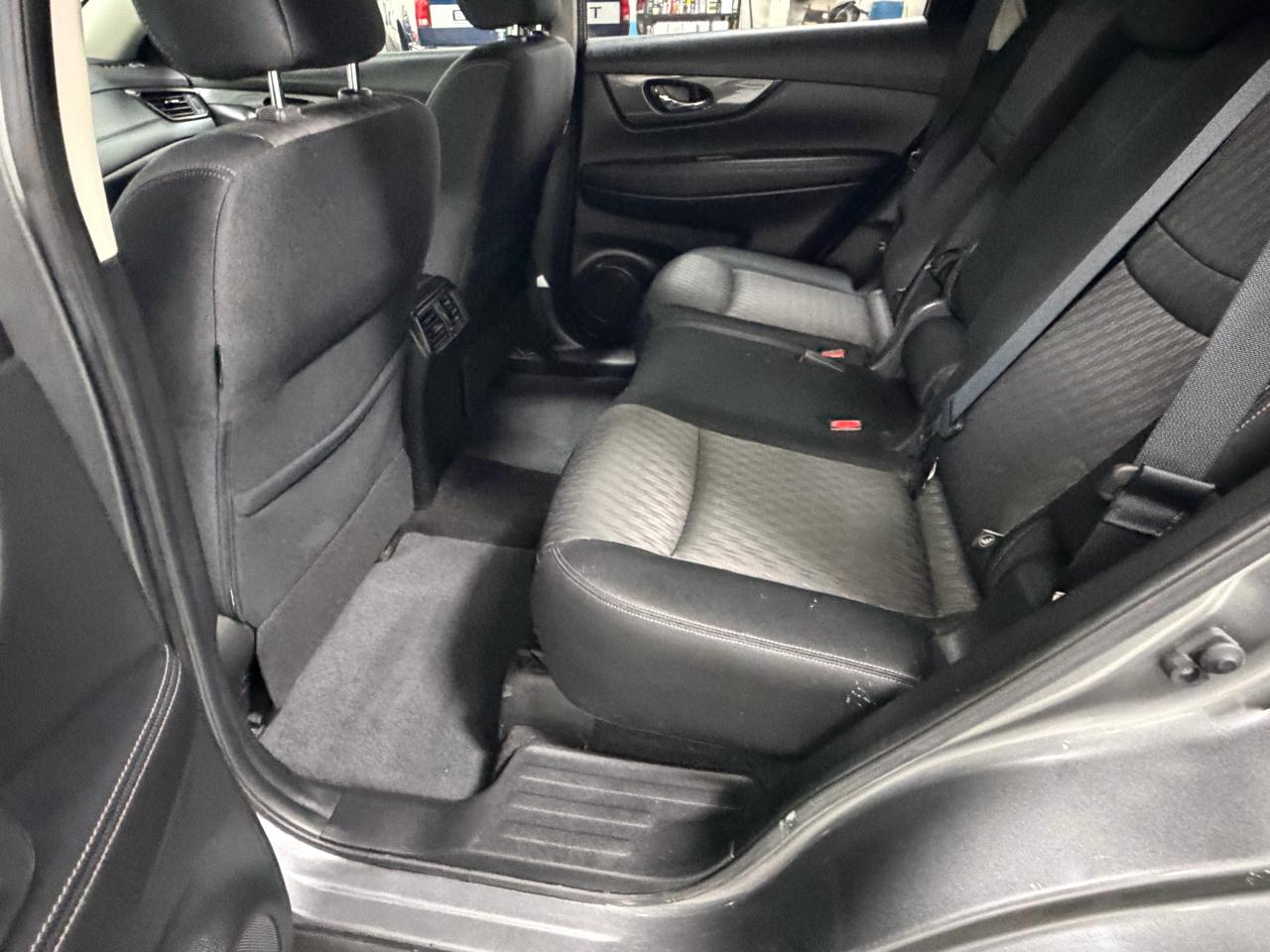 Nissan Rogue AWD SV 2017