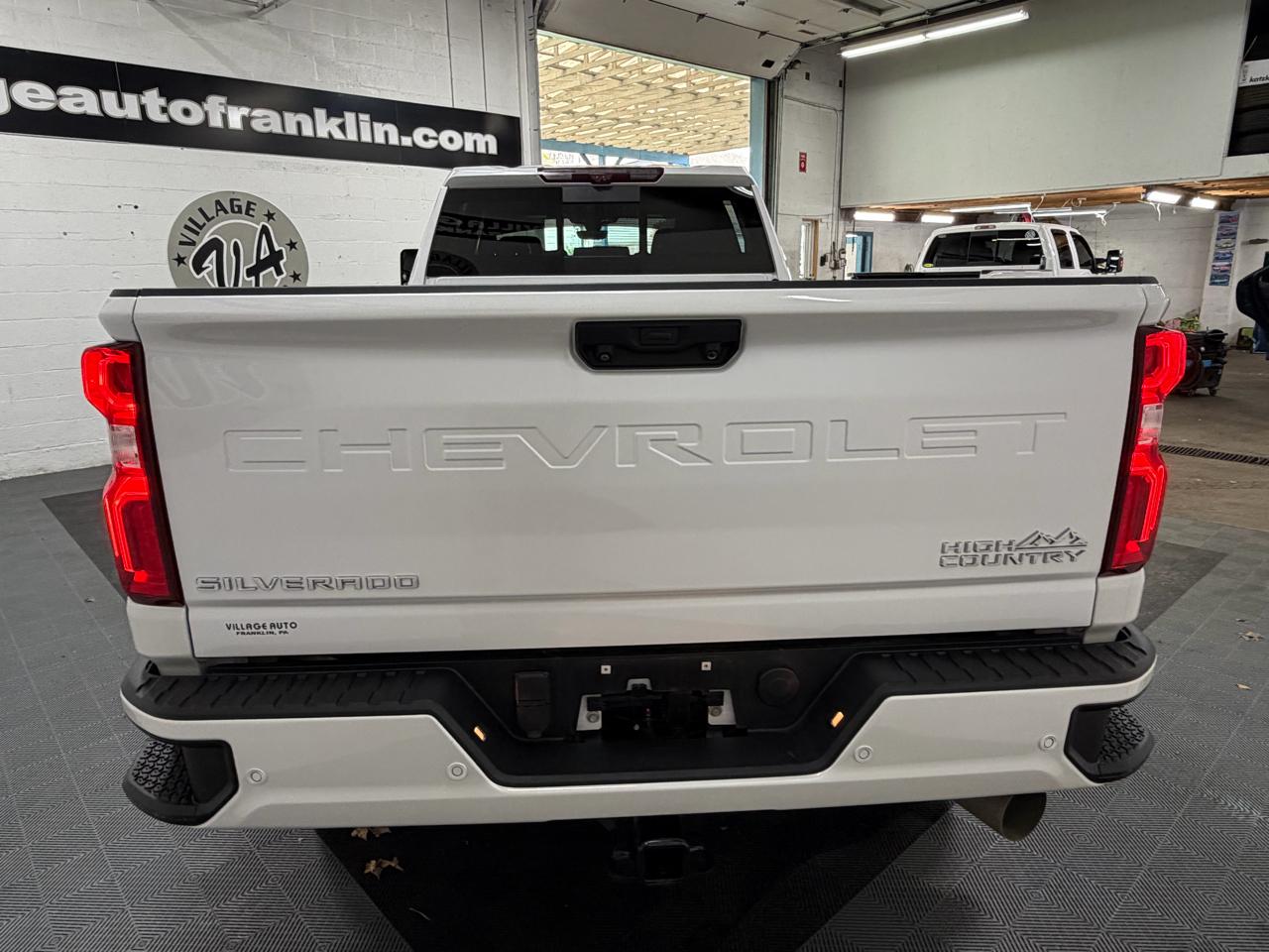 Chevrolet Silverado 3500HD High Country Crew Cab 4WD 2021