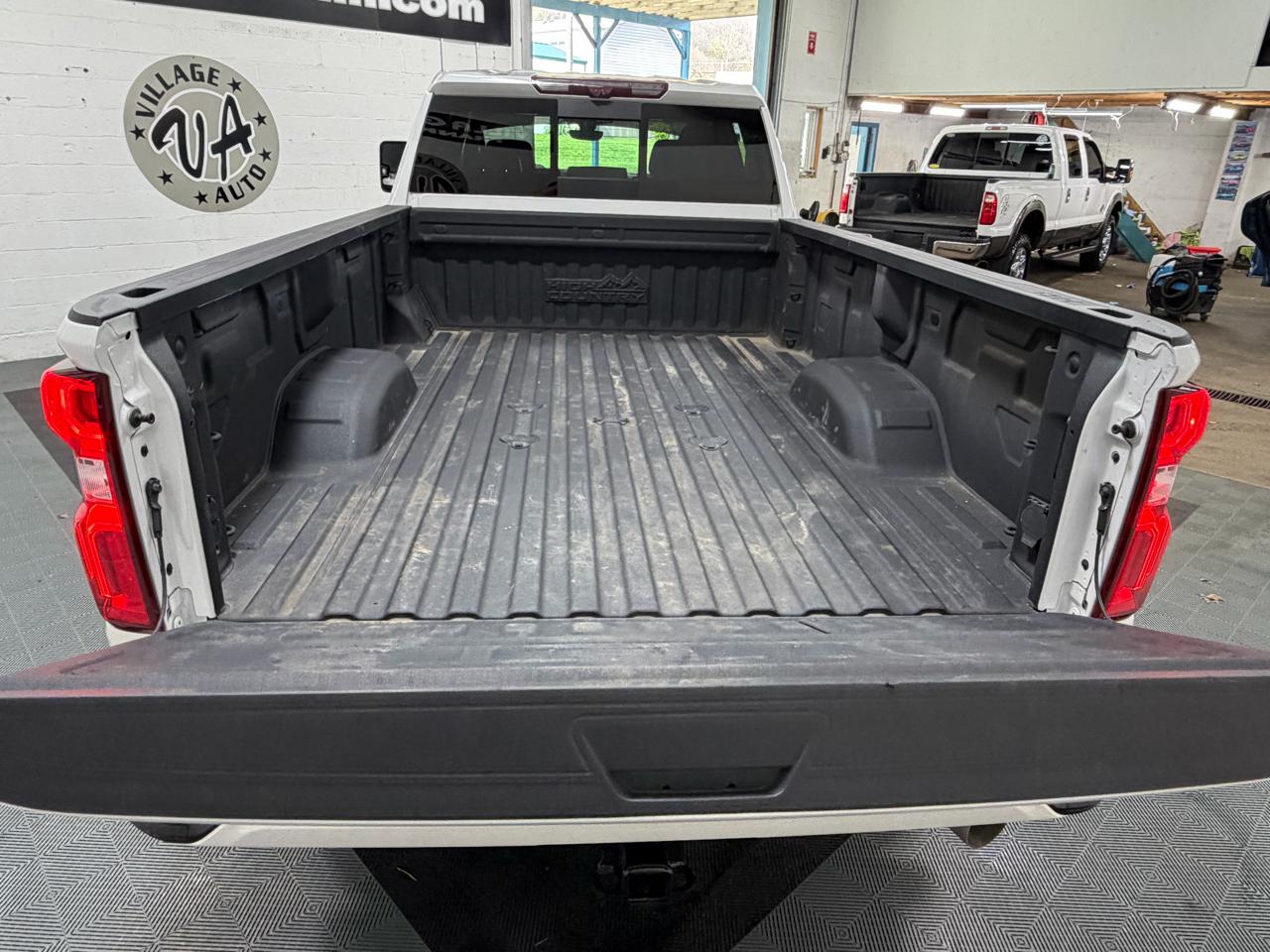 Chevrolet Silverado 3500HD High Country Crew Cab 4WD 2021