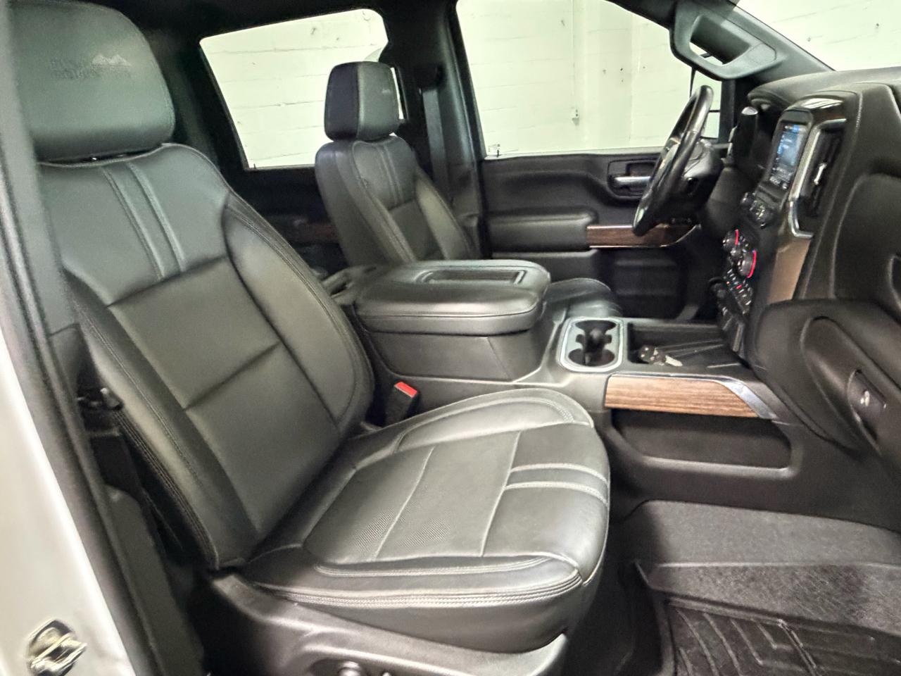 Chevrolet Silverado 3500HD High Country Crew Cab 4WD 2021