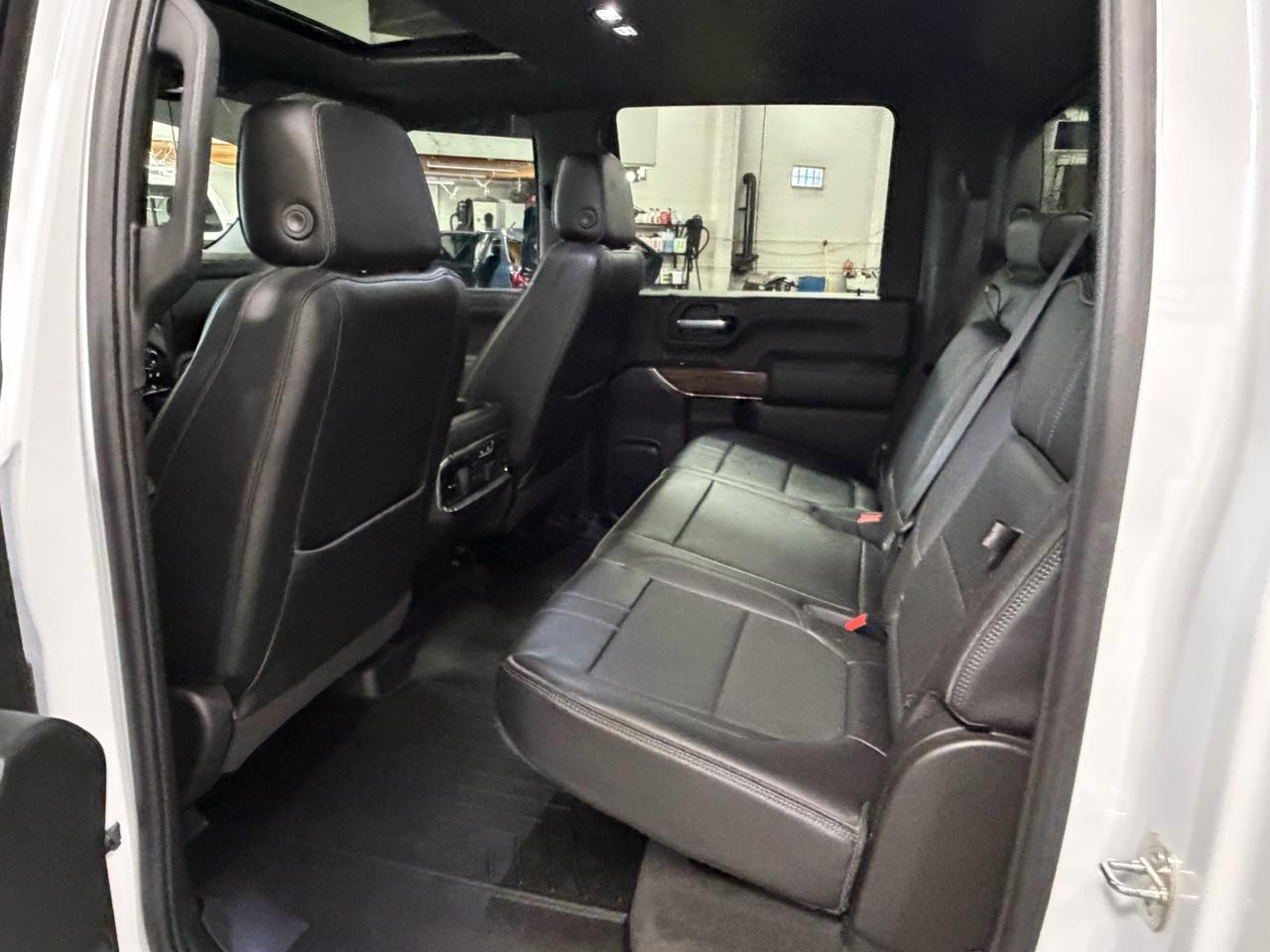 Chevrolet Silverado 3500HD High Country Crew Cab 4WD 2021