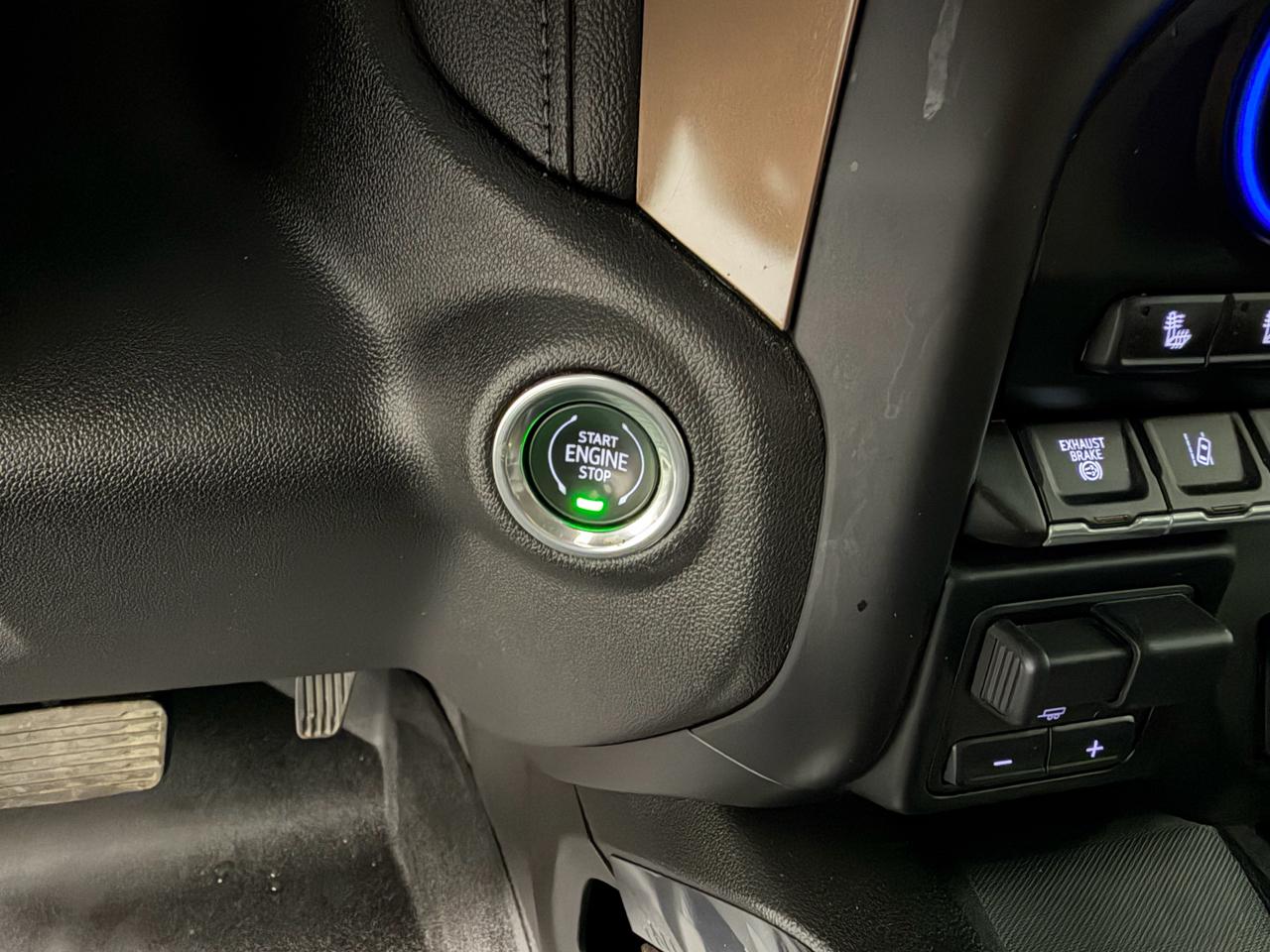 Chevrolet Silverado 3500HD High Country Crew Cab 4WD 2021