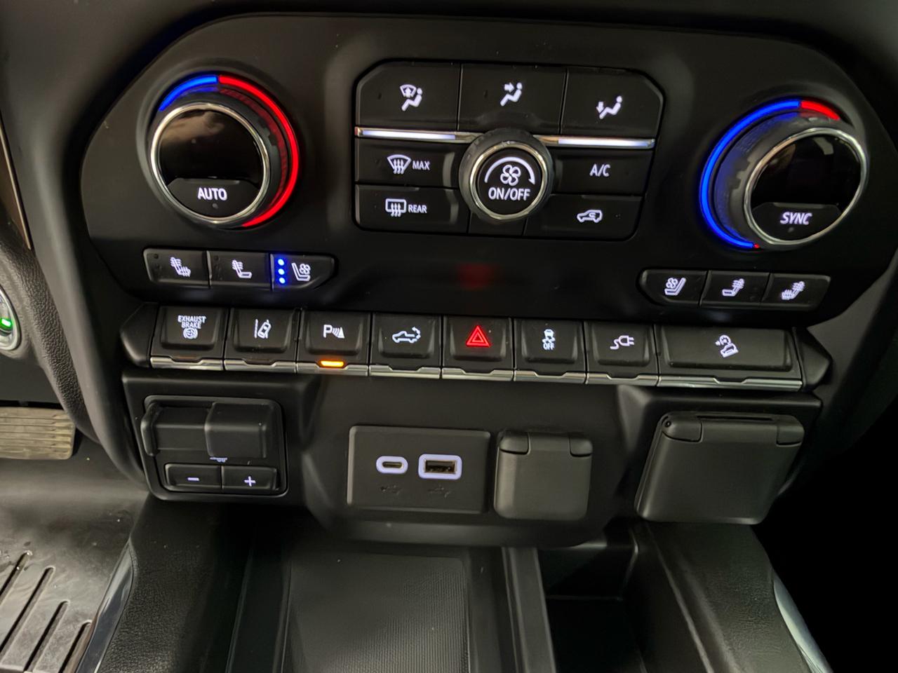 Chevrolet Silverado 3500HD High Country Crew Cab 4WD 2021