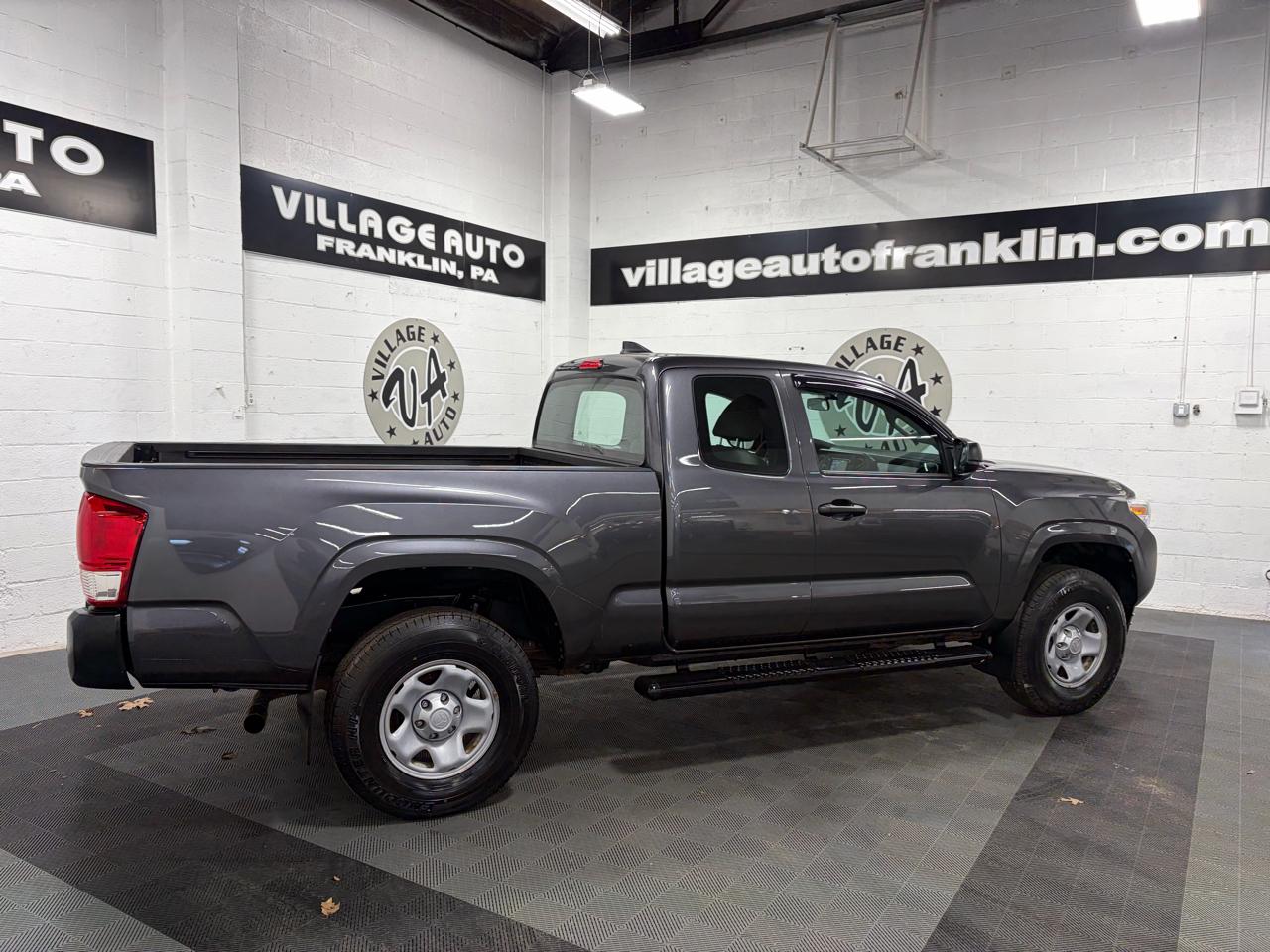 Toyota Tacoma SR Access Cab 4WD at 2017