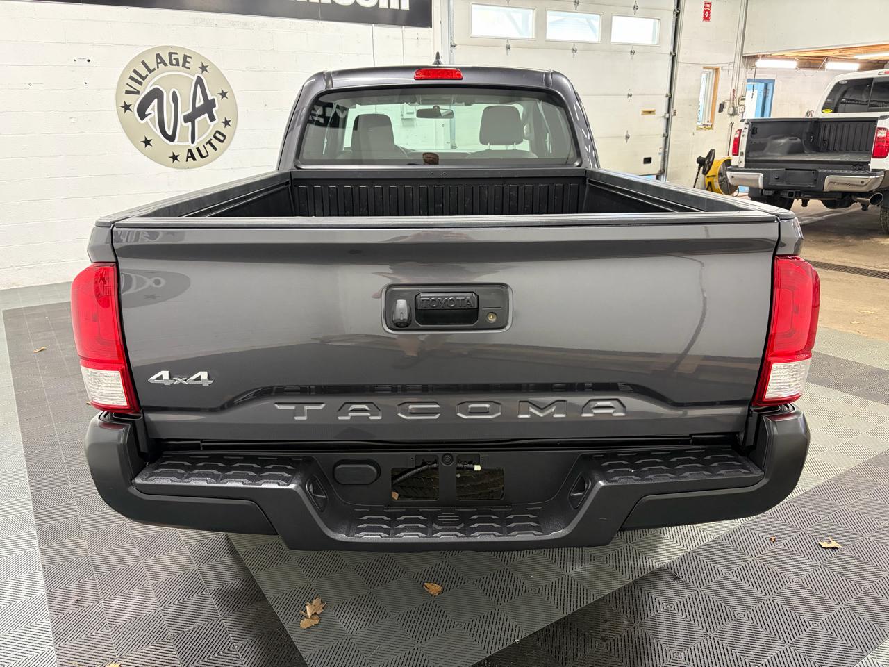 Toyota Tacoma SR Access Cab 4WD at 2017