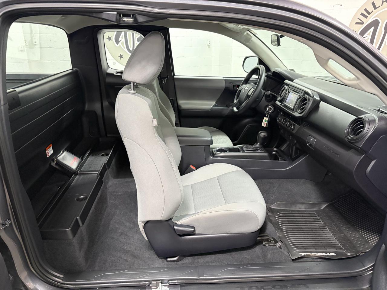 Toyota Tacoma SR Access Cab 4WD at 2017