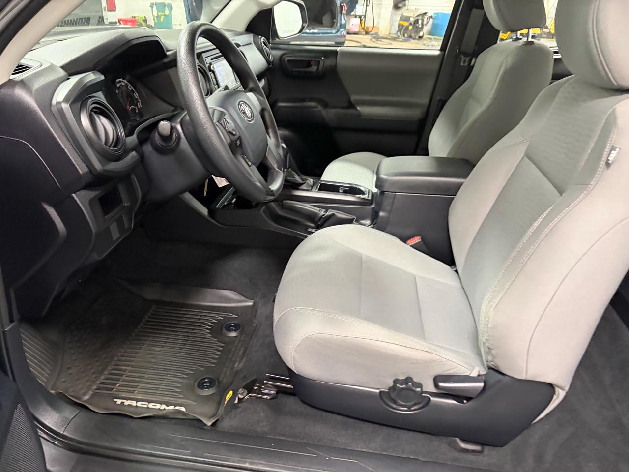 Toyota Tacoma SR Access Cab 4WD at 2017