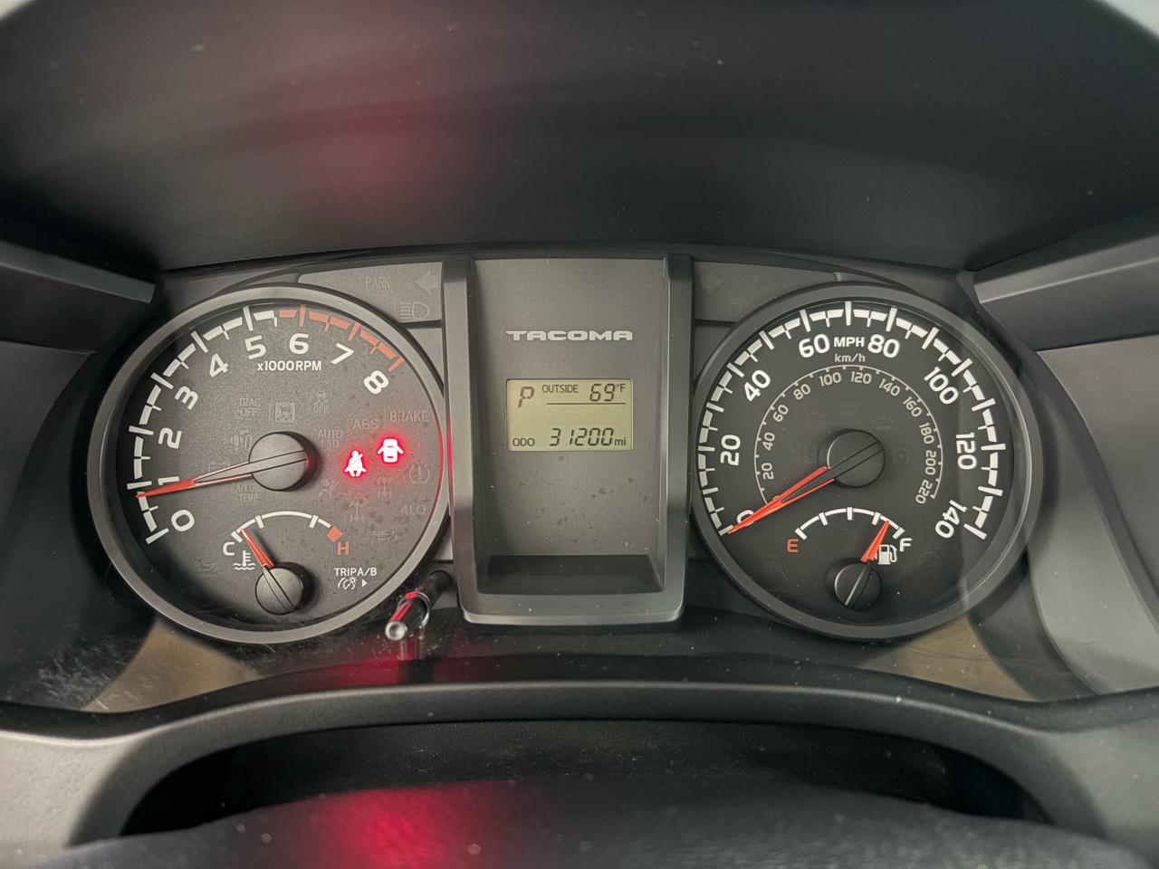 Toyota Tacoma SR Access Cab 4WD at 2017