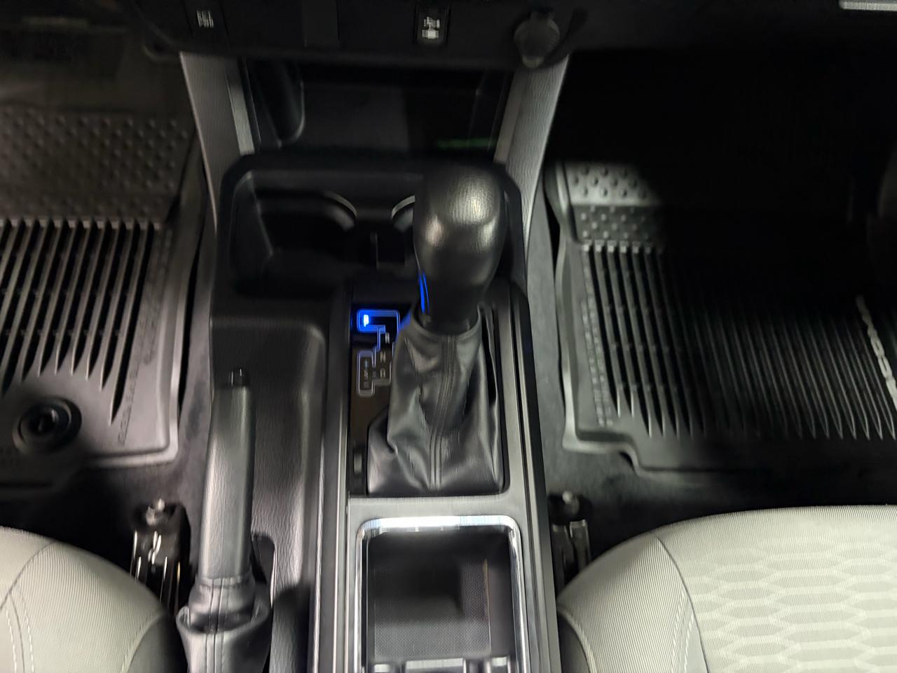 Toyota Tacoma SR Access Cab 4WD at 2017