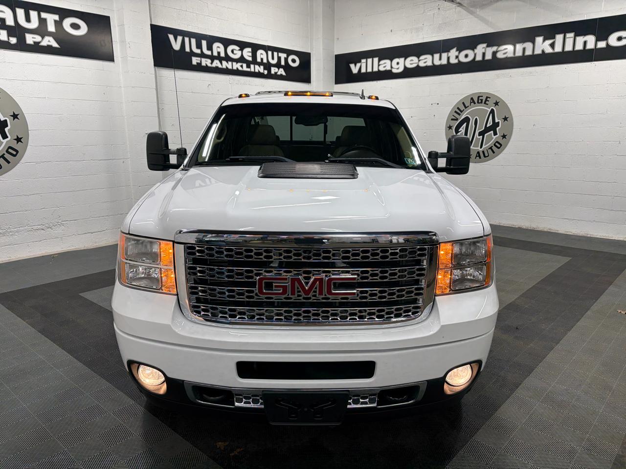 GMC Sierra 2500HD Denali Crew Cab 4WD 2012