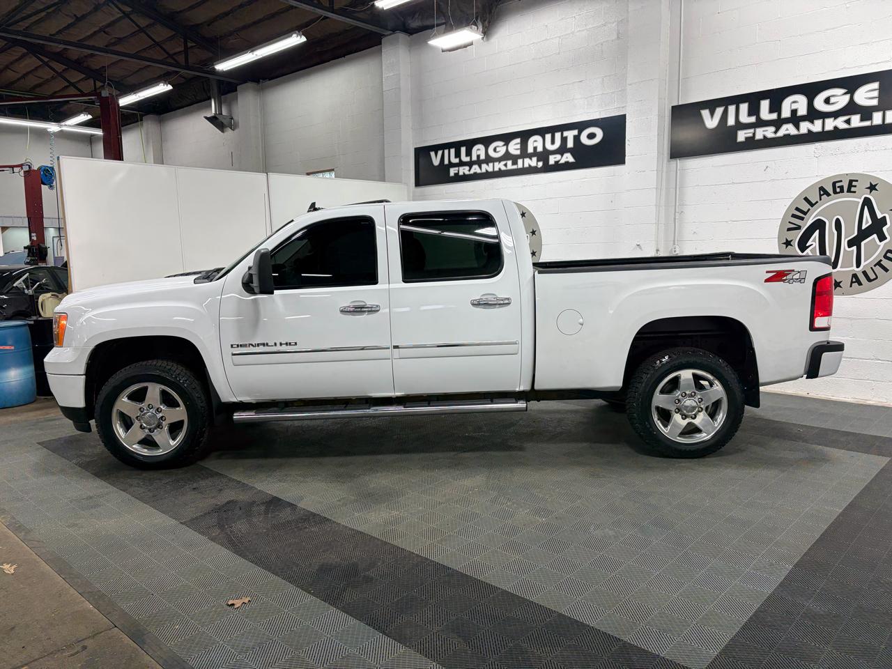 GMC Sierra 2500HD Denali Crew Cab 4WD 2012