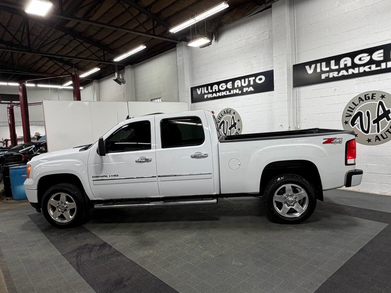 GMC Sierra 2500HD Denali Crew Cab 4WD 2012