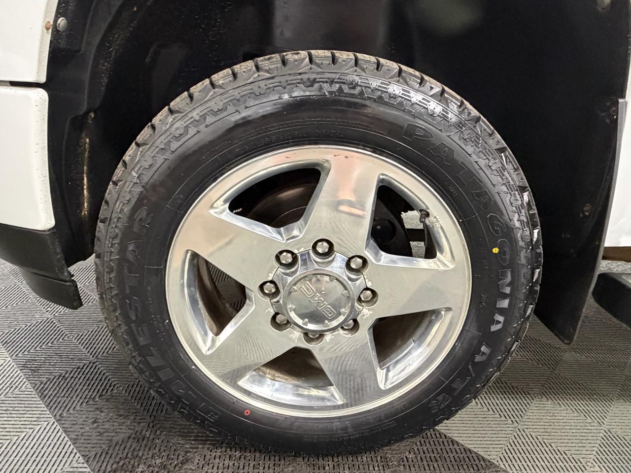 GMC Sierra 2500HD Denali Crew Cab 4WD 2012