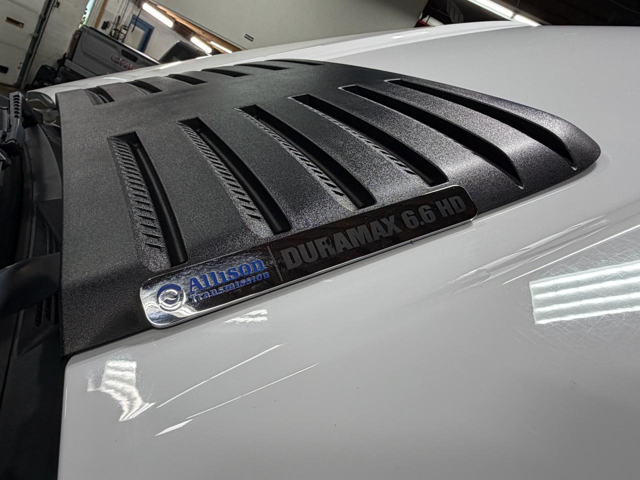 GMC Sierra 2500HD Denali Crew Cab 4WD 2012