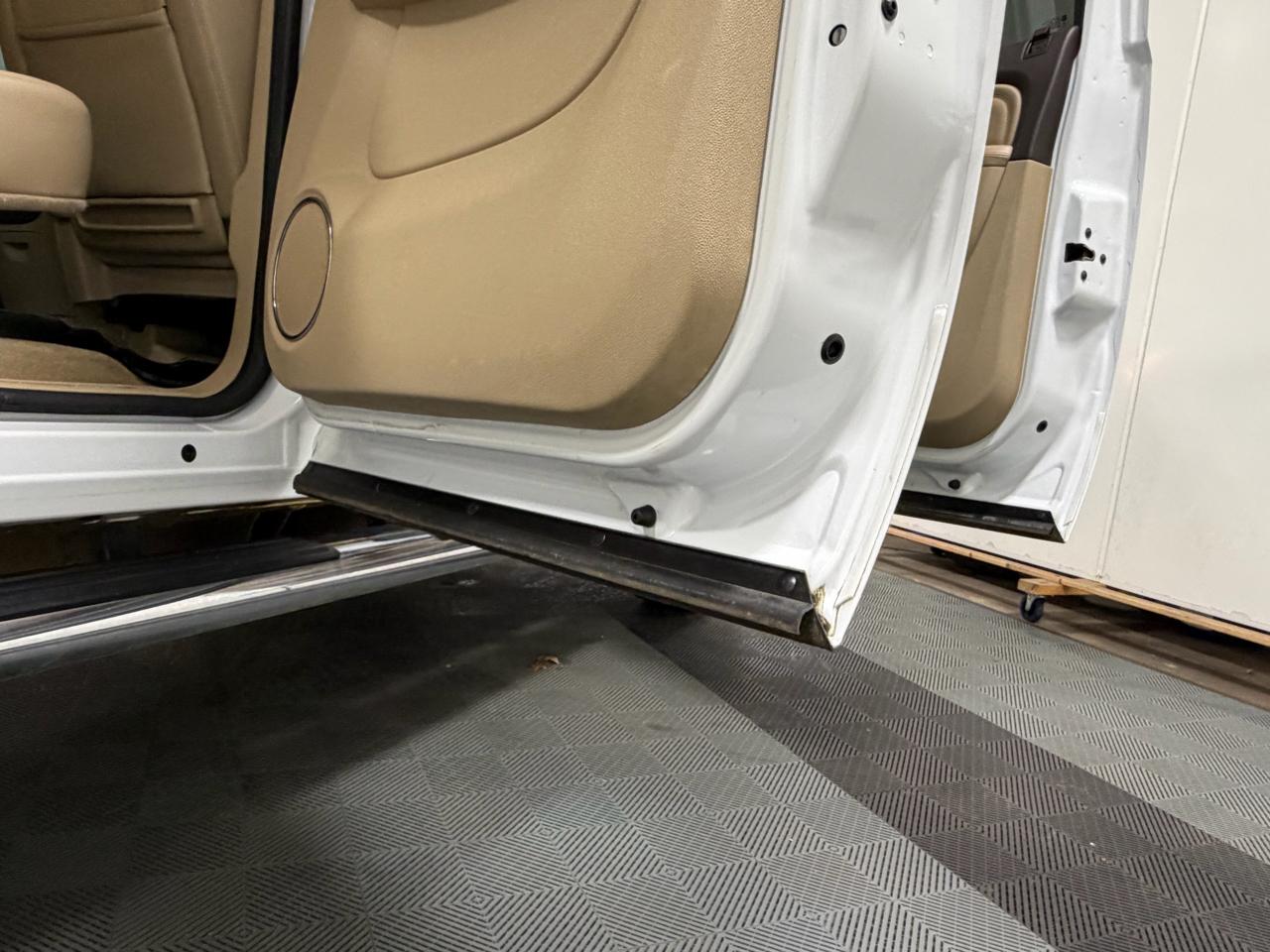 GMC Sierra 2500HD Denali Crew Cab 4WD 2012