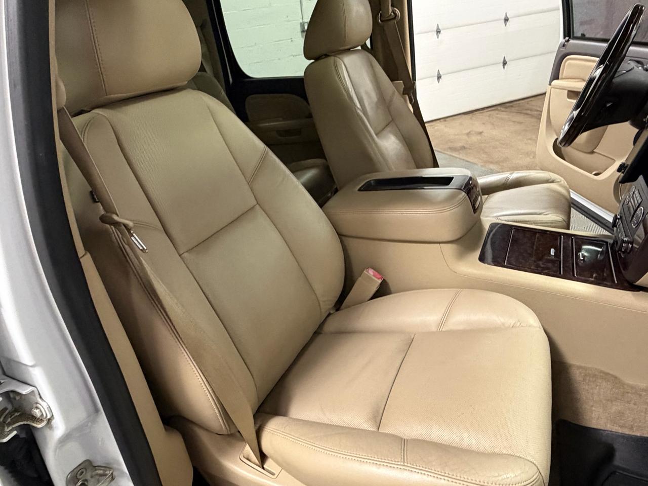 GMC Sierra 2500HD Denali Crew Cab 4WD 2012