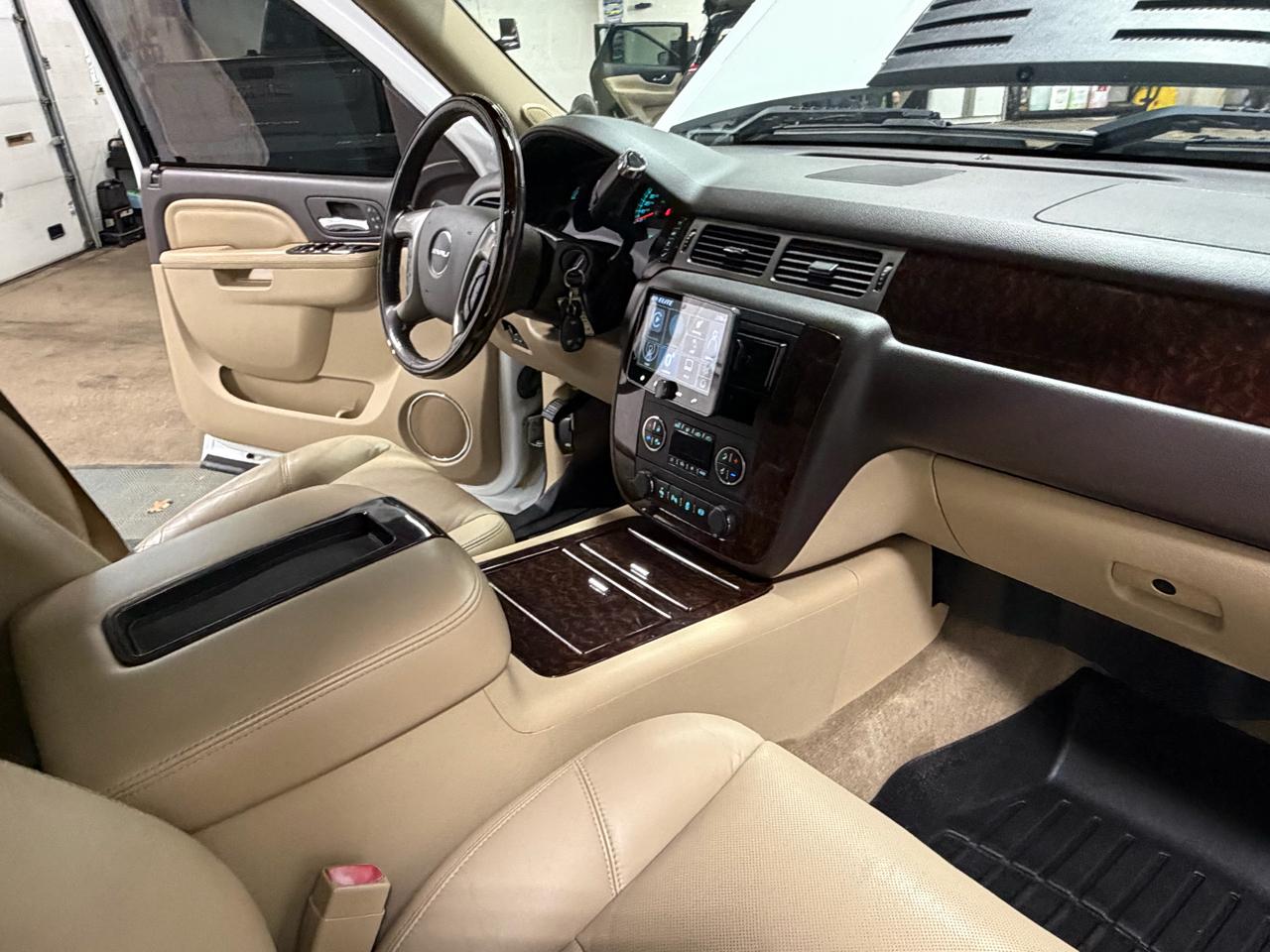 GMC Sierra 2500HD Denali Crew Cab 4WD 2012