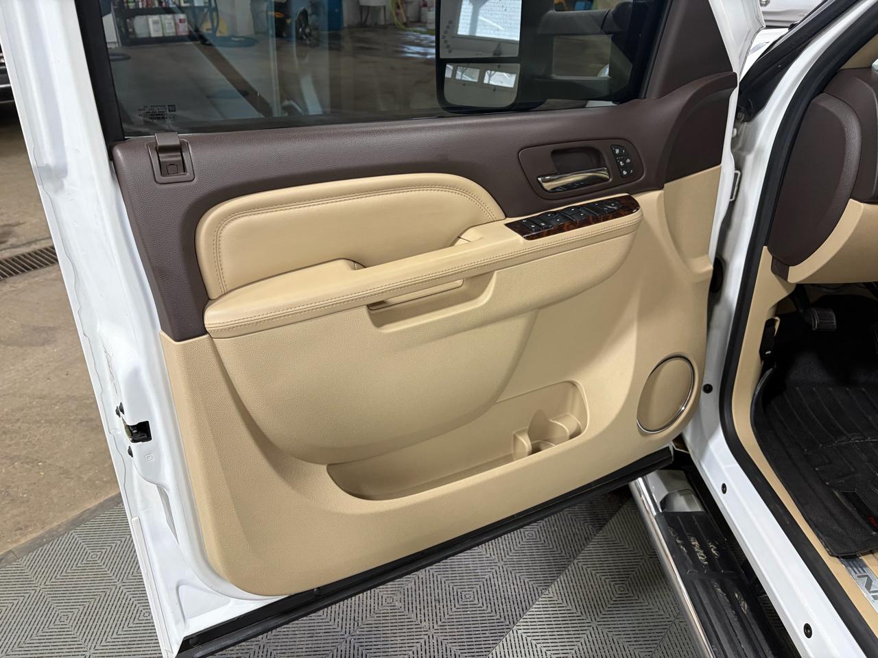 GMC Sierra 2500HD Denali Crew Cab 4WD 2012