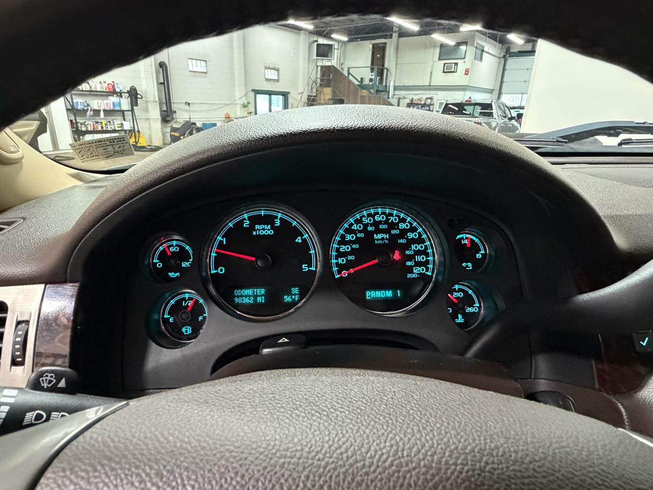 GMC Sierra 2500HD Denali Crew Cab 4WD 2012