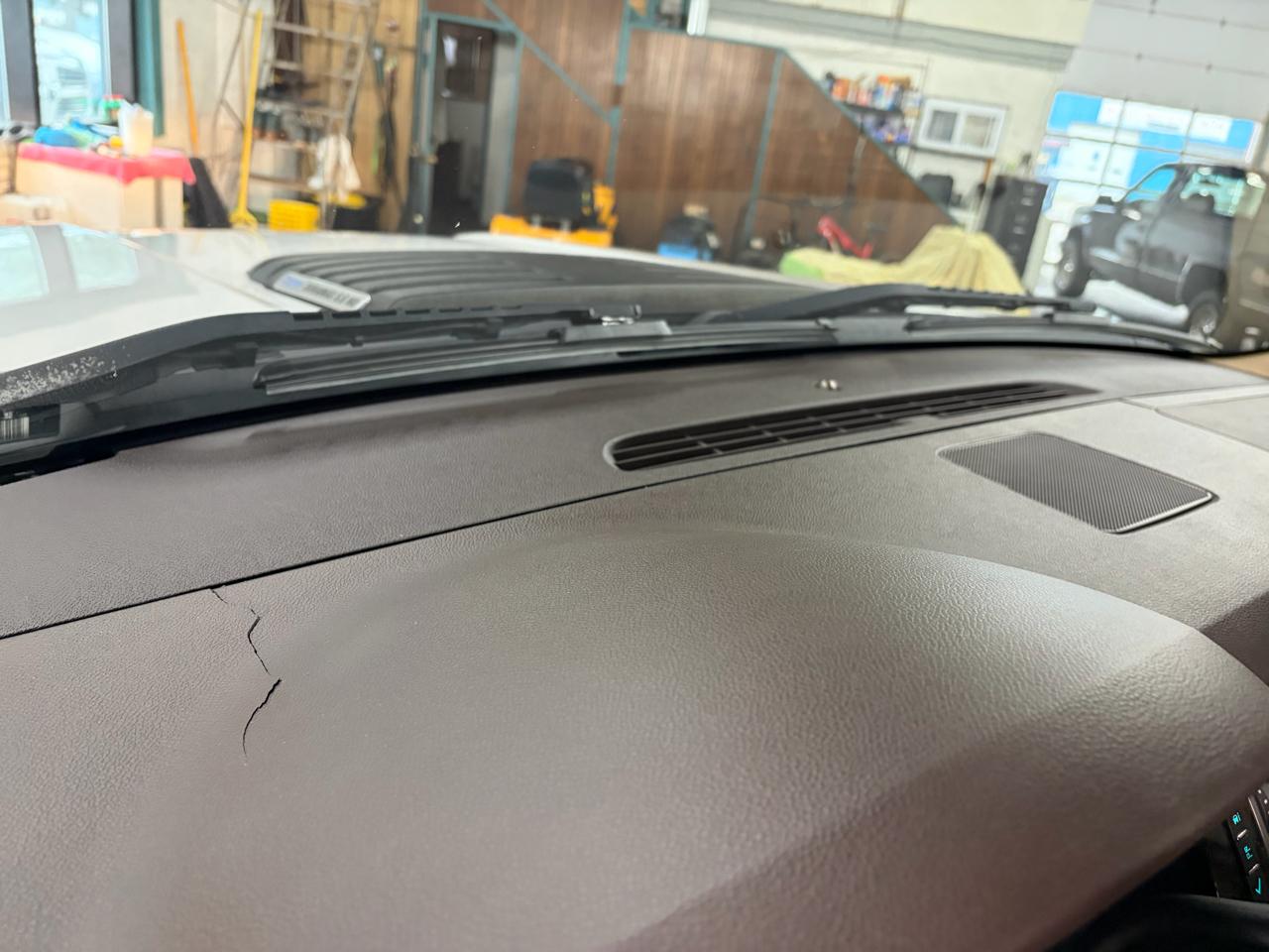 GMC Sierra 2500HD Denali Crew Cab 4WD 2012