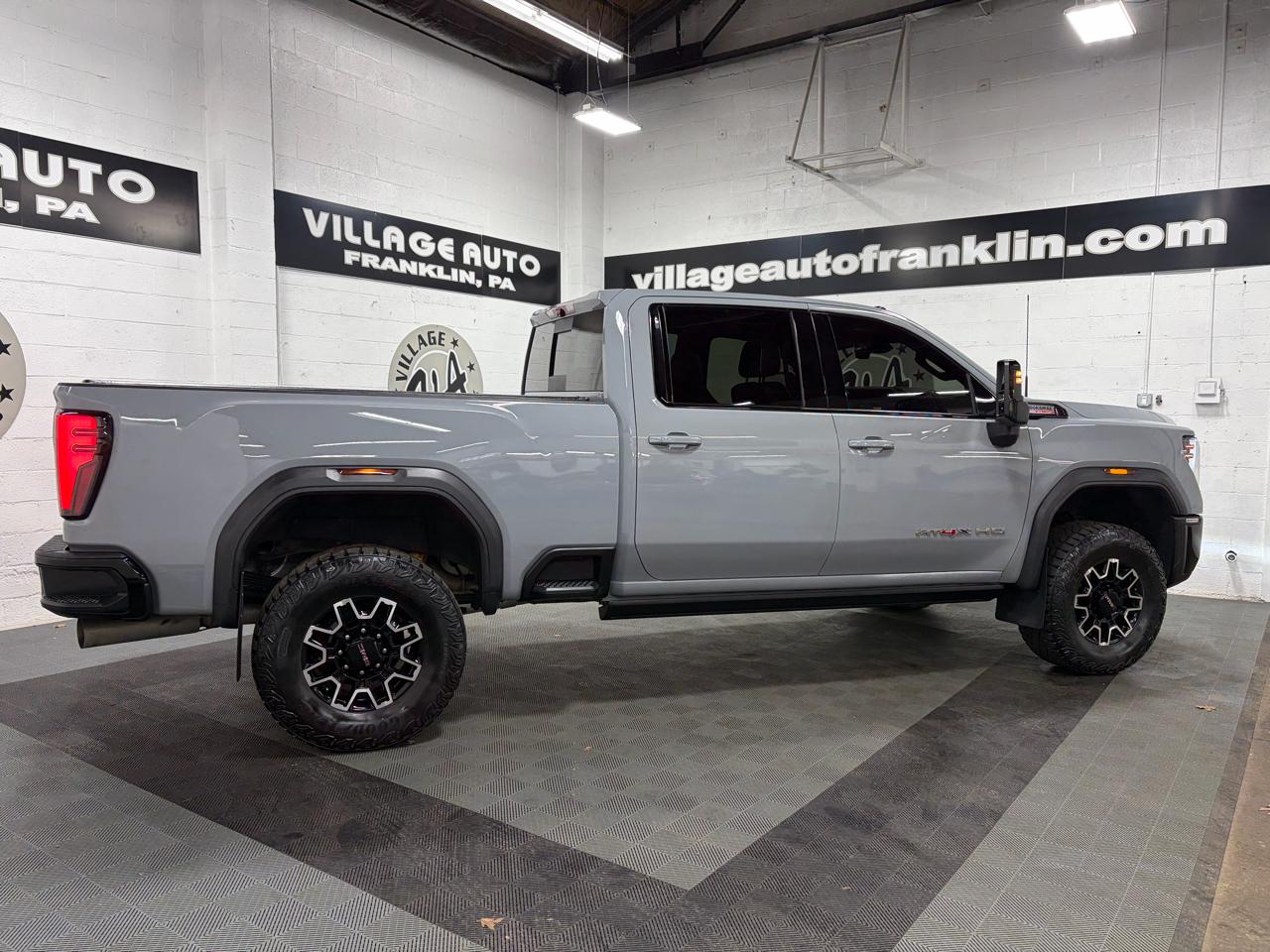 GMC Sierra 2500HD AT4X Crew Cab 4WD 2024