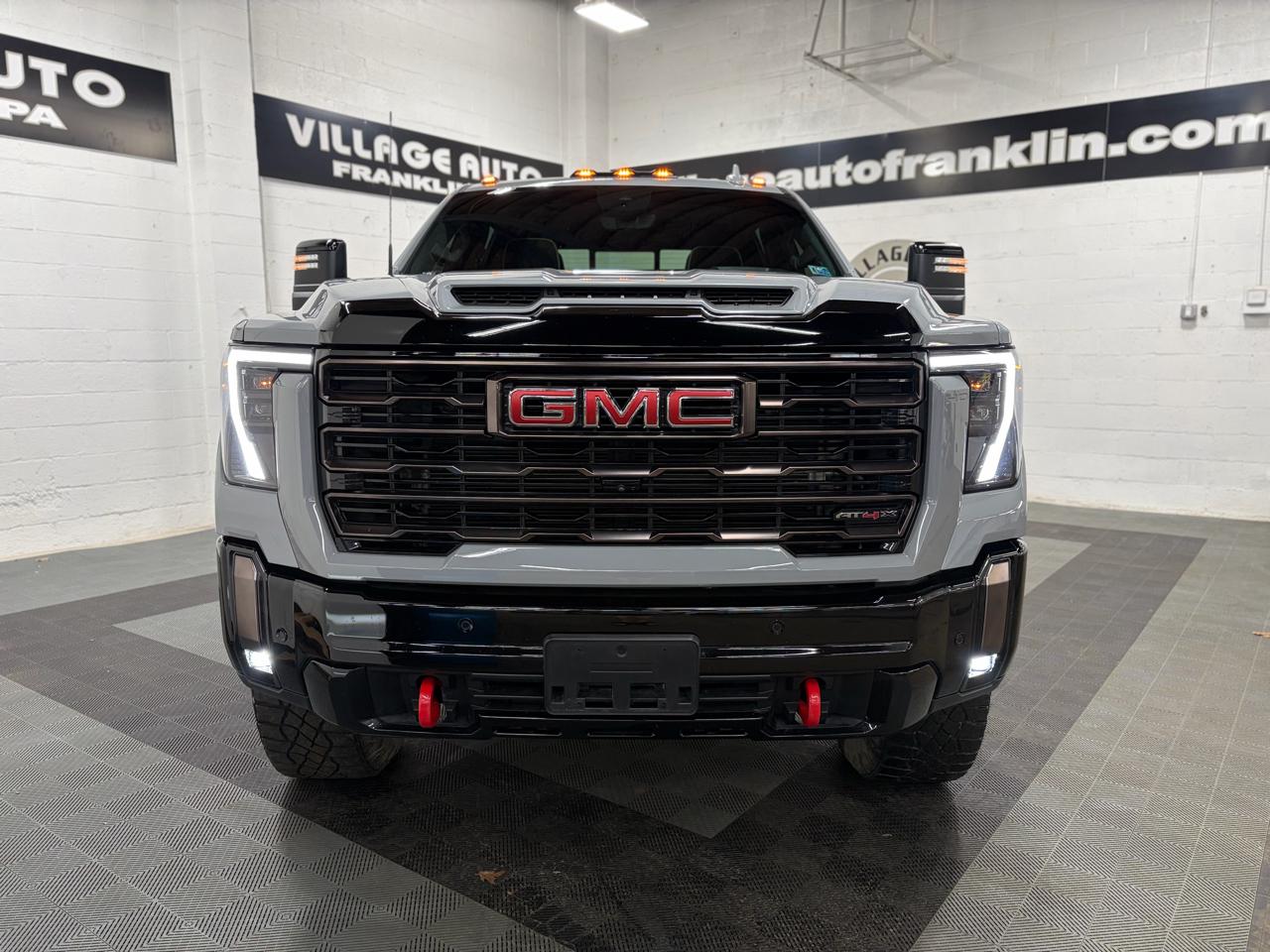 GMC Sierra 2500HD AT4X Crew Cab 4WD 2024