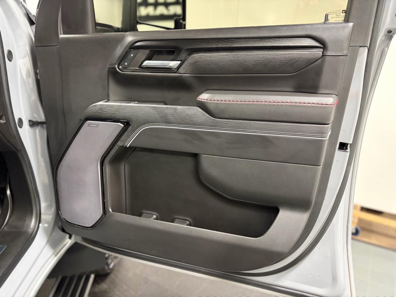 GMC Sierra 2500HD AT4X Crew Cab 4WD 2024