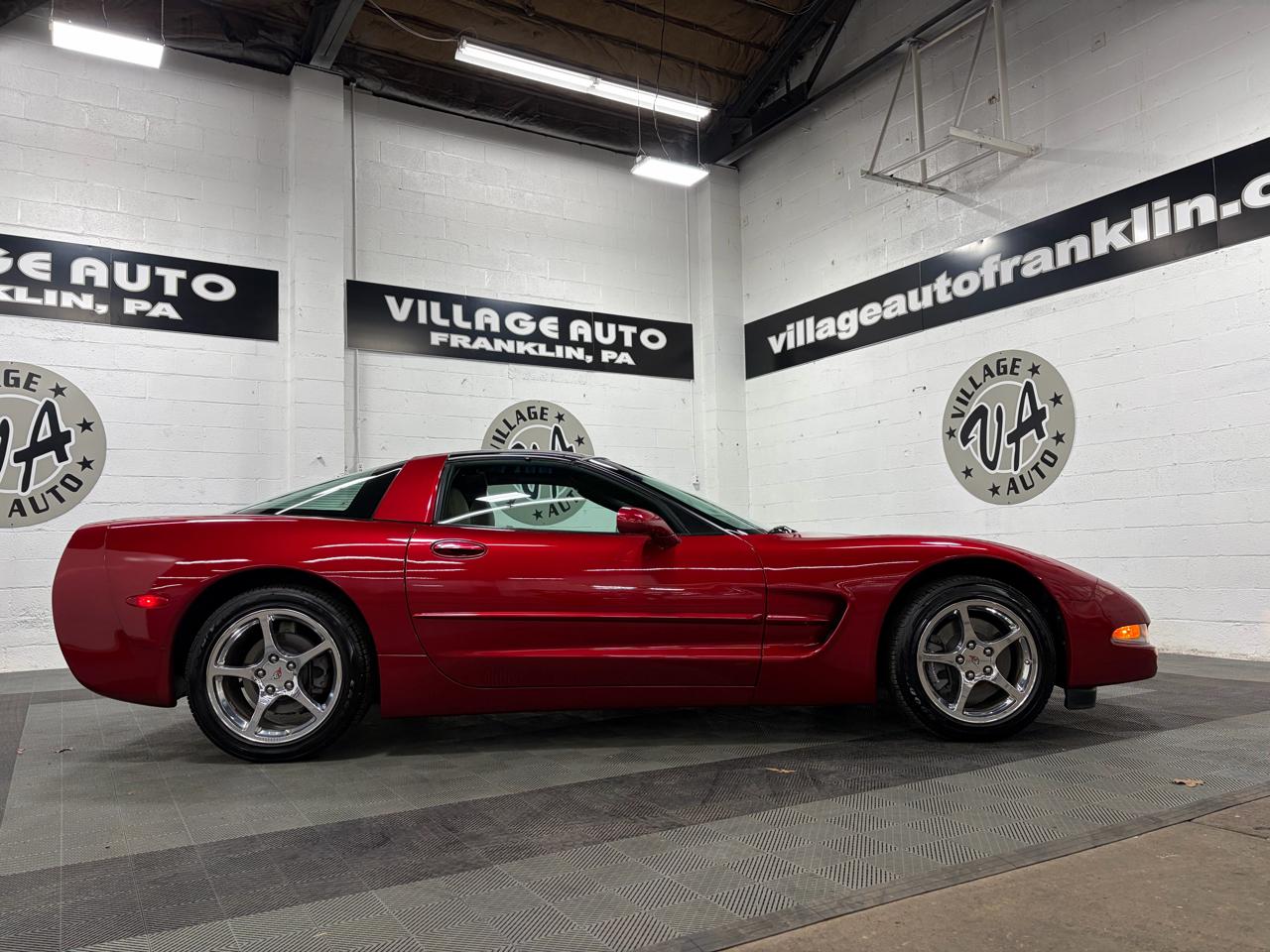 Chevrolet Corvette Coupe 2004