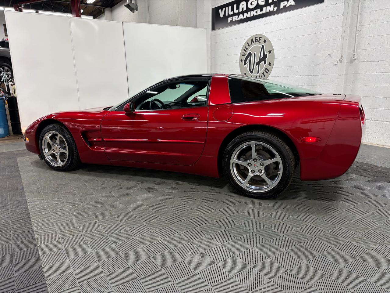 Chevrolet Corvette Coupe 2004
