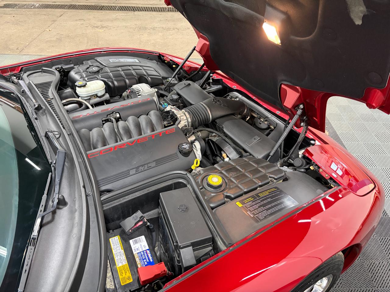 Chevrolet Corvette Coupe 2004