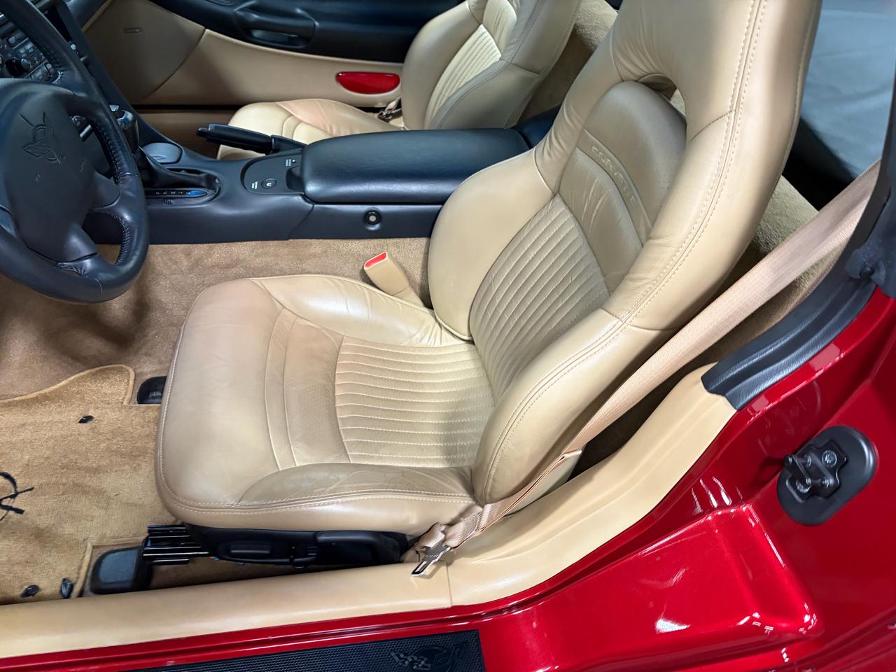 Chevrolet Corvette Coupe 2004