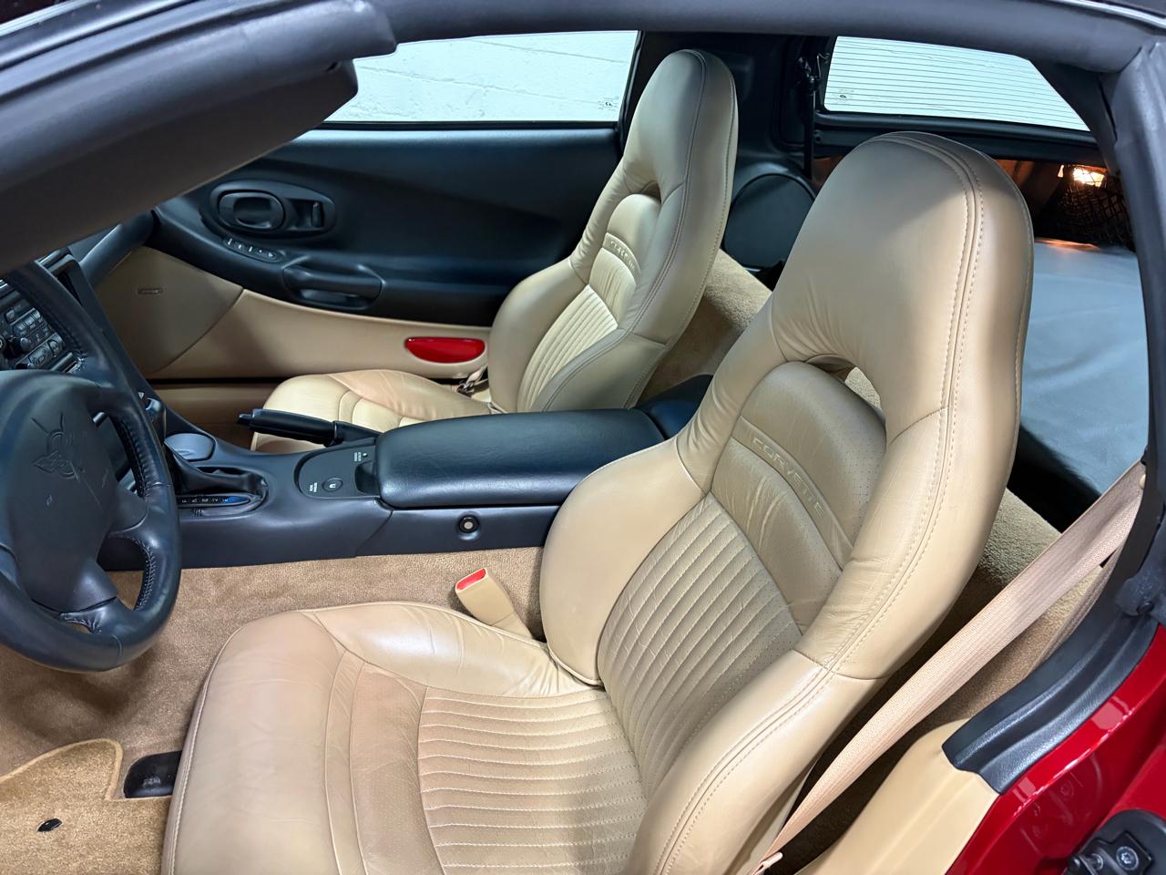 Chevrolet Corvette Coupe 2004