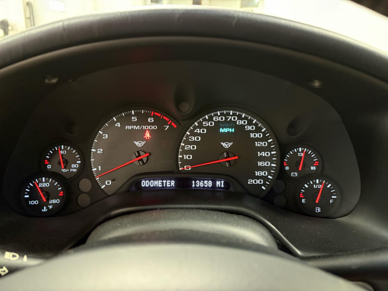 Chevrolet Corvette Coupe 2004