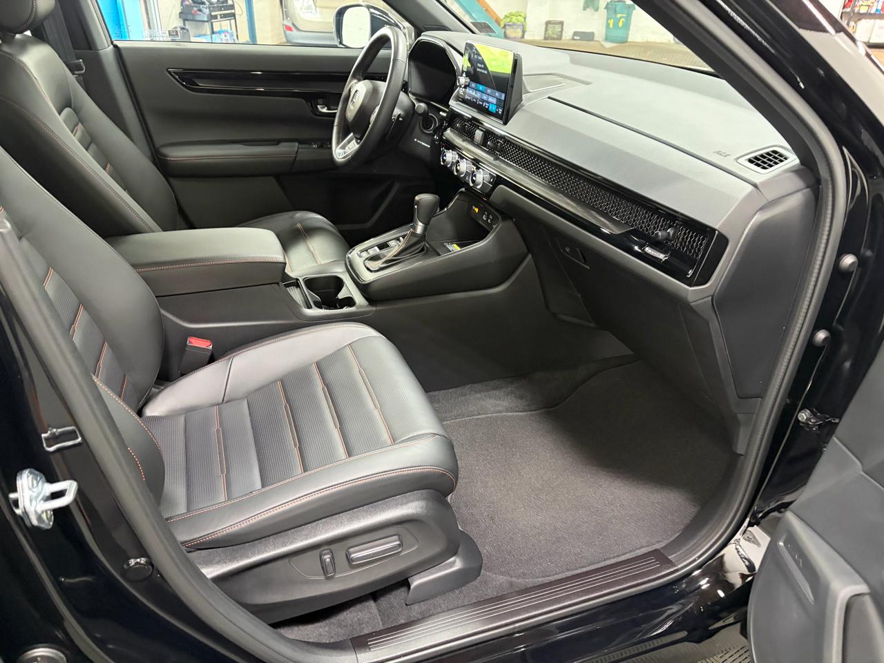 Honda CR-V Hybrid Sport Touring AWD 2025