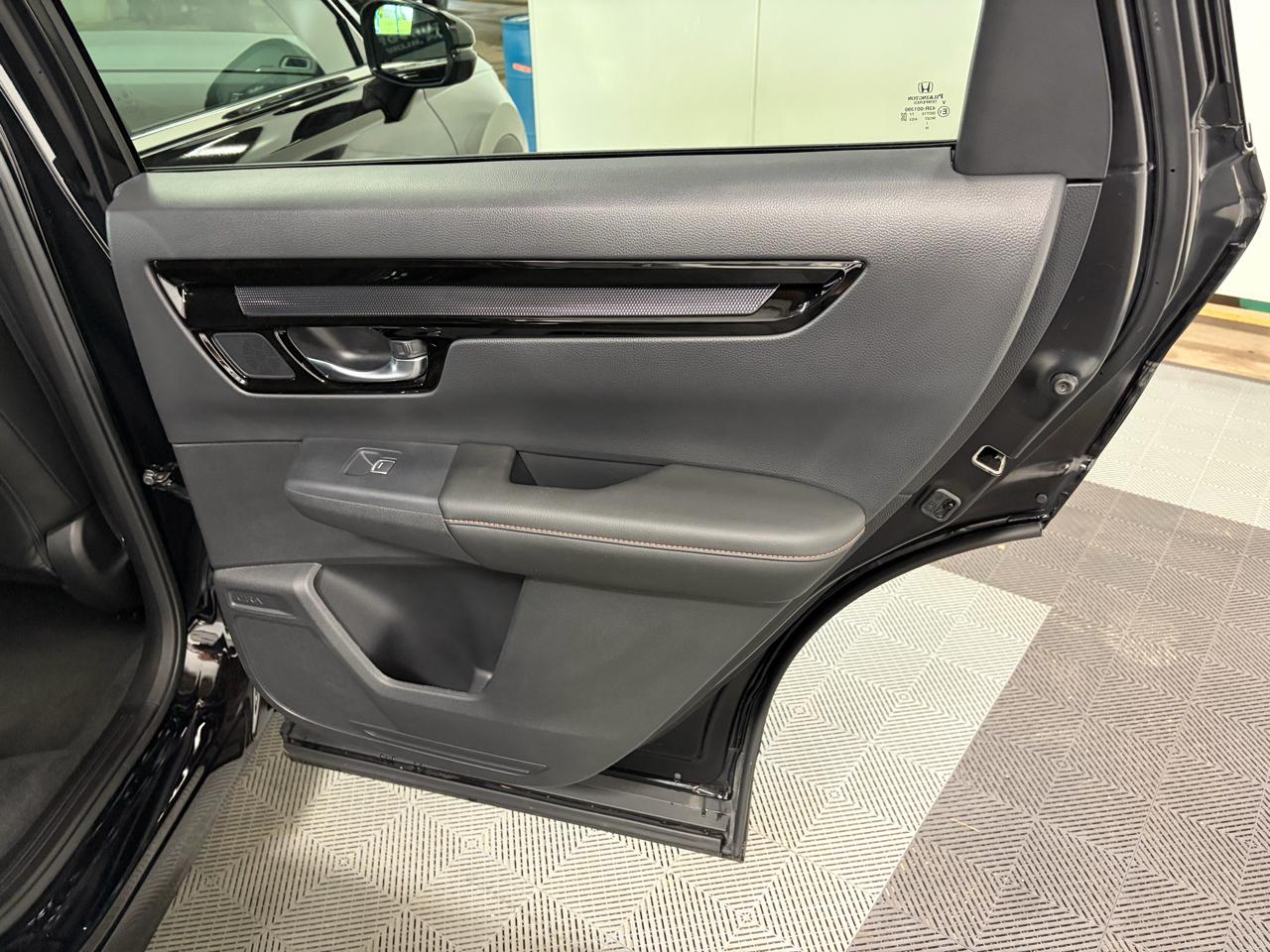 Honda CR-V Hybrid Sport Touring AWD 2025