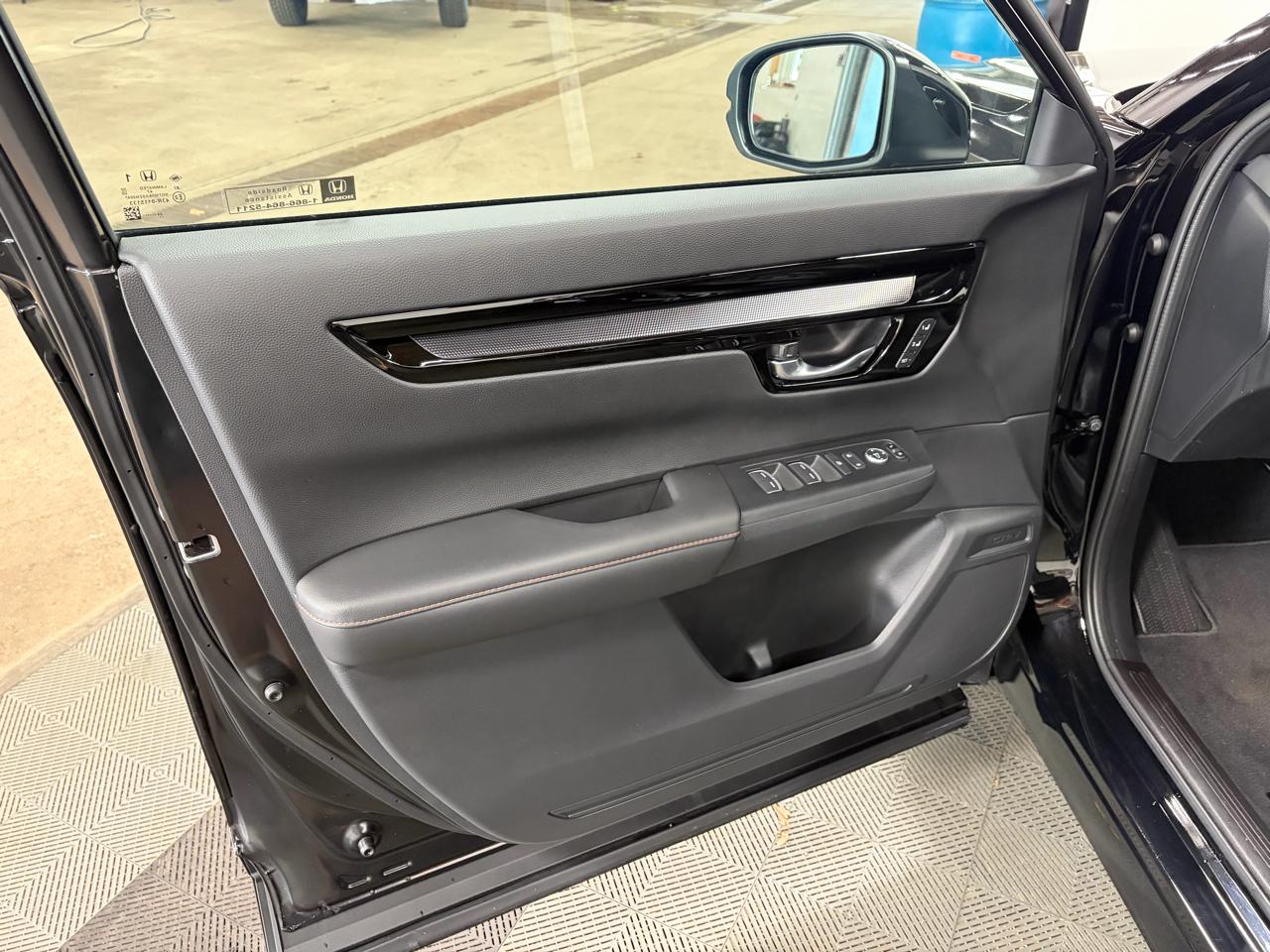 Honda CR-V Hybrid Sport Touring AWD 2025