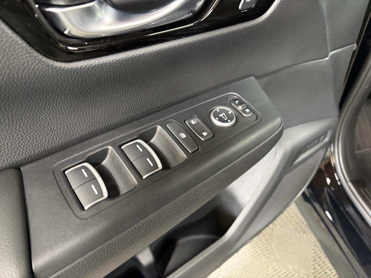 Honda CR-V Hybrid Sport Touring AWD 2025