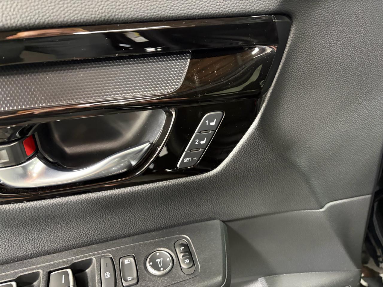 Honda CR-V Hybrid Sport Touring AWD 2025
