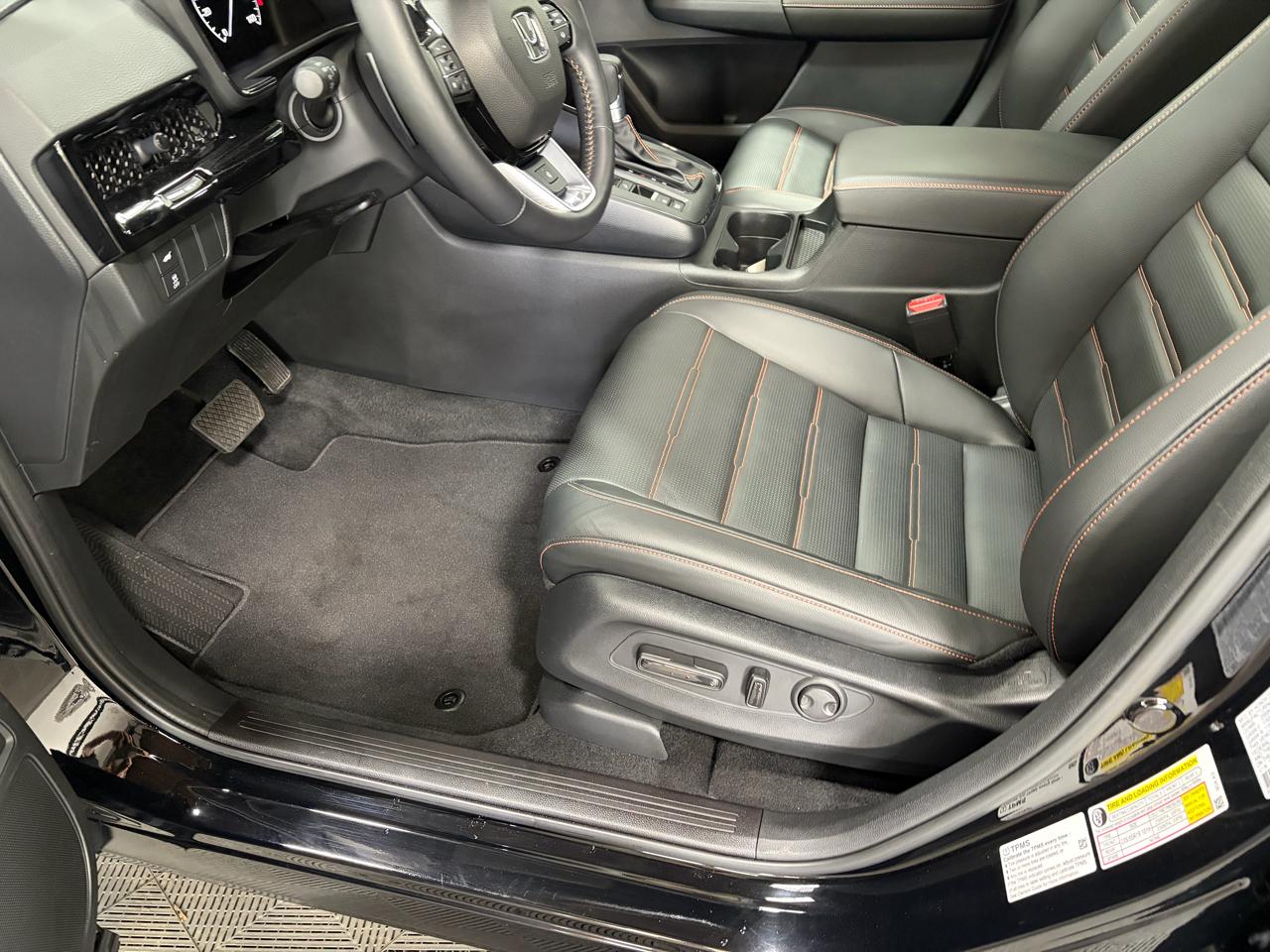 Honda CR-V Hybrid Sport Touring AWD 2025