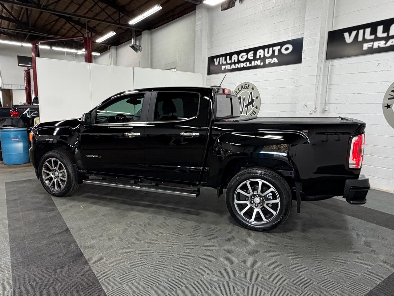 GMC Canyon 4WD Crew Cab Denali 2017