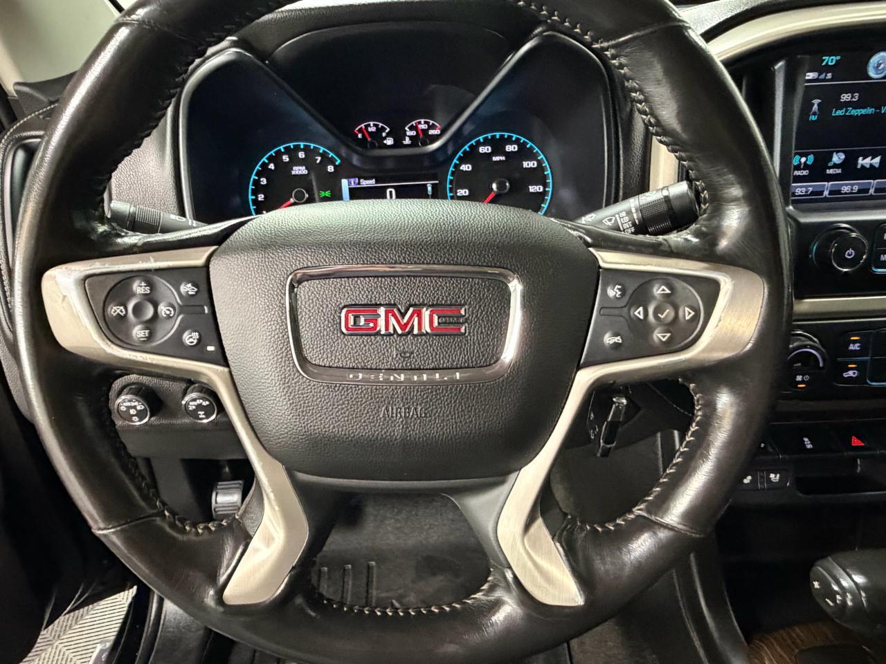 GMC Canyon 4WD Crew Cab Denali 2017