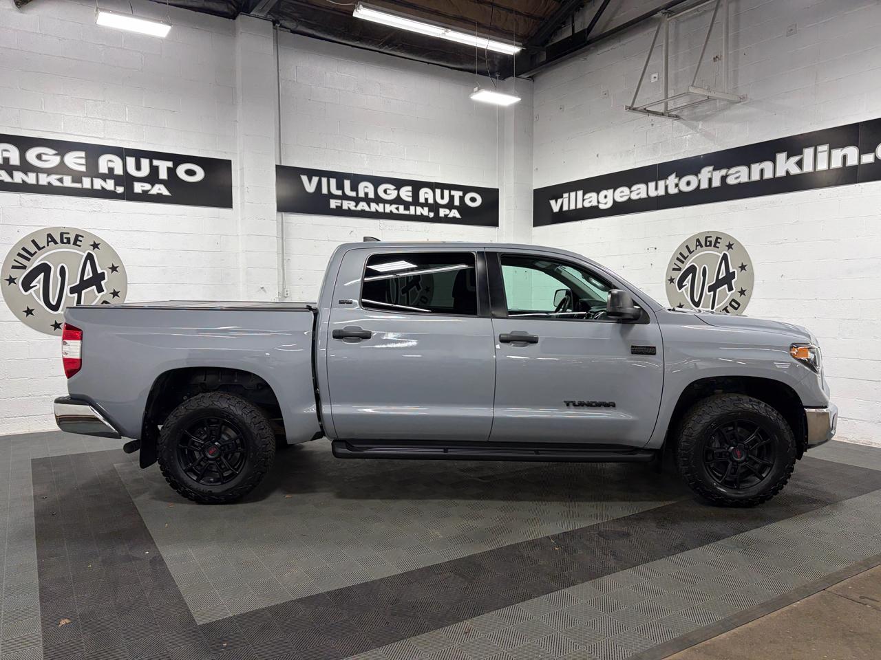 Toyota Tundra SR5 5.7L V8 CrewMax 4WD 2020