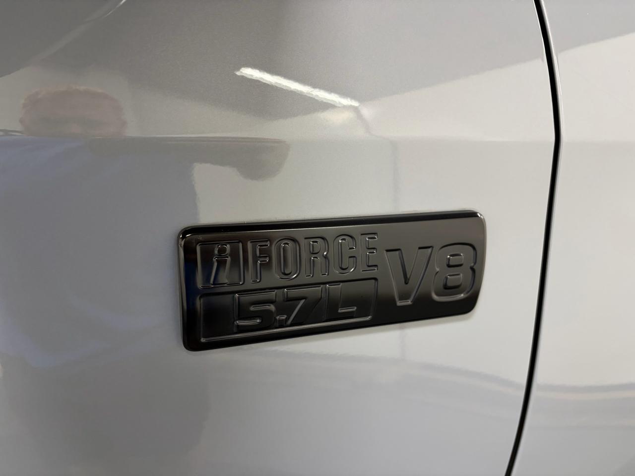 Toyota Tundra SR5 5.7L V8 CrewMax 4WD 2020